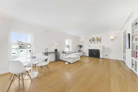 Located in the heart of Primrose Hill is this beautifully presented two bedroom apartment, that blends character with a modern finish. - Photo 2