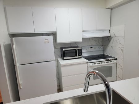 For Lease - 155 Beecroft Road Unit# 1512, Toronto, Ontario - Photo 4