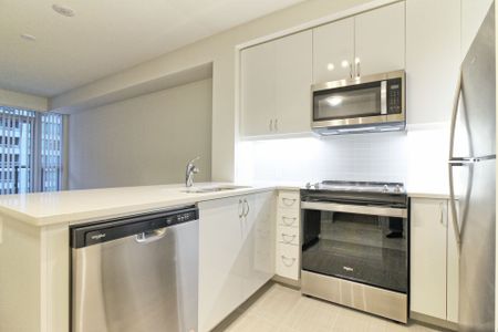 For Lease - 4955 Yonge Street Unit# 703, Toronto, Ontario - Photo 4