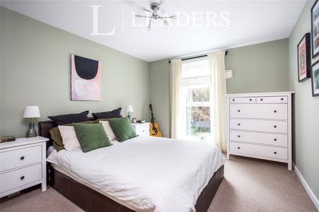 1 bedroom apartment to rent Bradfield House, Bradfield Close, Woking, GU22 - Photo 4