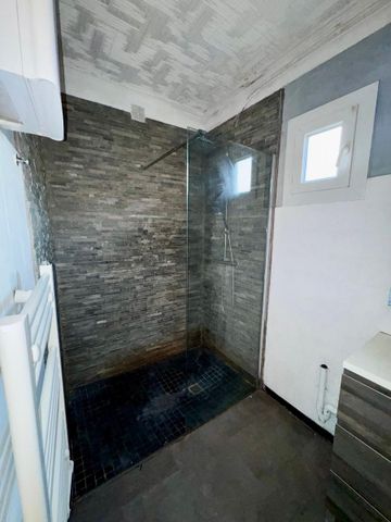 Location Maison 3 pièces 52m² BEDARIEUX 34600 - Photo 5