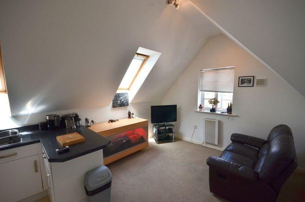 1 bedroom flat to rent - Photo 1