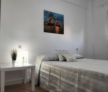 Calle Frascuelo, Sevilla, Andalusia 41007 - Photo 5