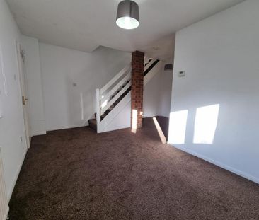 2 bedroom semi-detached house to rent - Photo 2