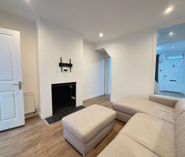 3 bedroom terraced house to rent - Photo 4