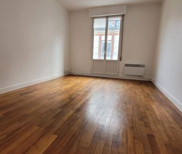 Location appartement T3 en Hyper Centre Ville au pied de la Cathédrale - Photo 4