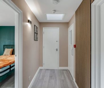 Studio Apartment To Let - Photo 1