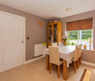 4 bed House To Let - Photo 2