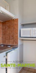 STUDIO MEUBLE AVEC PARKING - Photo 3