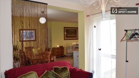 Cosy room in shared apartment in Blanchardstown, Dublin - Photo 2