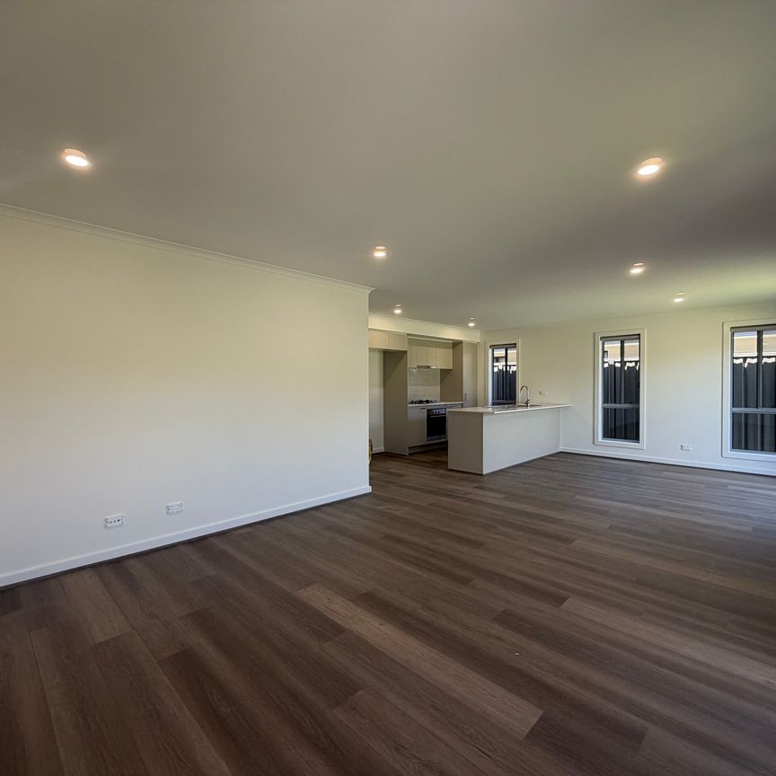 Brand New Family Home! - Photo 1