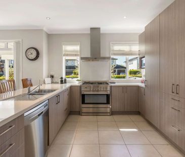 Super Home looking for Super Family - Photo 1