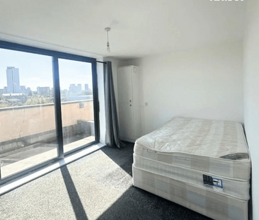 4 bedroom maisonette to rent - Photo 3