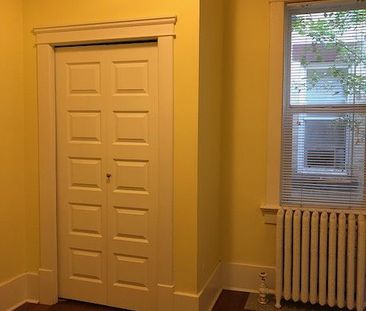 Charming One-Bedroom in Heritage Building – Available October 1, 2025 - Photo 2