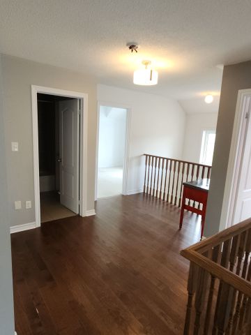 For Lease - 10 Collier Crescent, Essa, Ontario - Photo 4