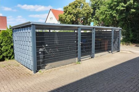 Altersgerechte Wohnung in bevorzugter Lage mit Blick über die Dächer der Stadt ! - Foto 3