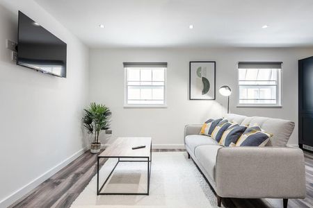 Dock Street - Photo 3