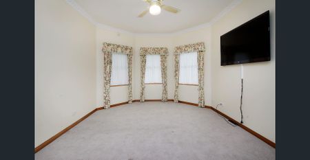 IMPRESSIVE ILLAWONG - Photo 2