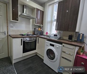 1 bedroom flat to rent - Photo 6