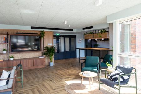 2 bedroom flat to rent - Photo 4