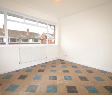 2 bedroom maisonette to rent - Photo 4