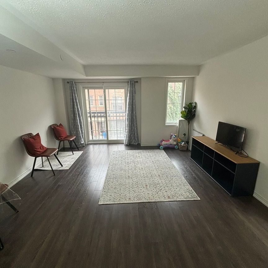 For Lease - 38 Filly Path, Oshawa, Ontario - Photo 1