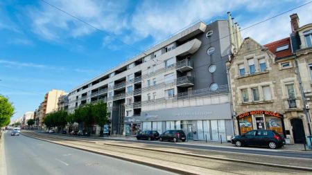 Location appartement T5 122.00m² à Reims (51100) - Photo 4