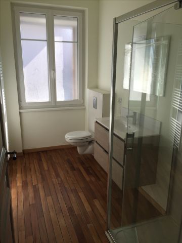 Location Appartement 5 pièces 98m² - Photo 4