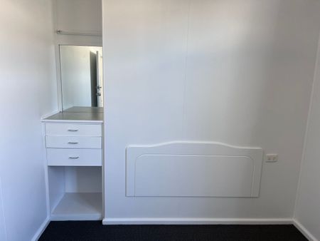 Wake up to the sound of the Sea - Photo 5