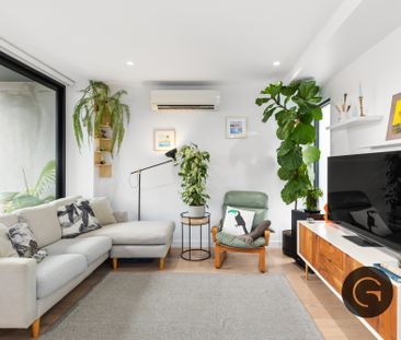 1B Huntly Street, Footscray VIC 3011 - Townhouse For Rent | Domain - Photo 2