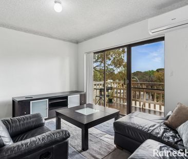 Furnished 2 Bedroom Beauty! - Photo 2
