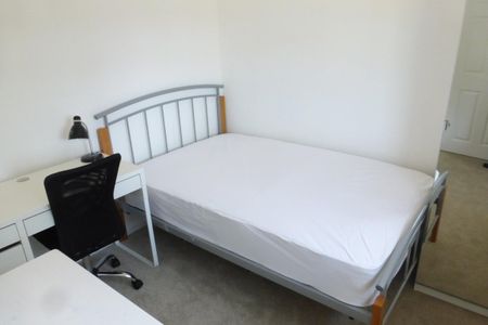 North Park Avenue, NORWICH - Photo 3