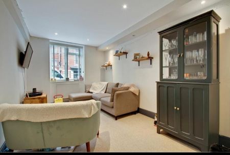 2 Bed Flat, Shannon Place, NW8 - Photo 2