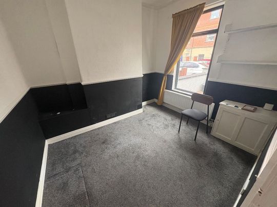 132 Donnybrook Street, Belfast BT9 7DG - Photo 1