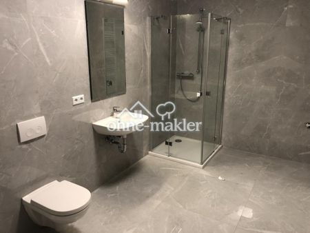 Exklusive 3-Zimmer Erdgeschoss Wohnung mit Terrasse! Im Kernsaniert Mehrfamilienhaus - Photo 3