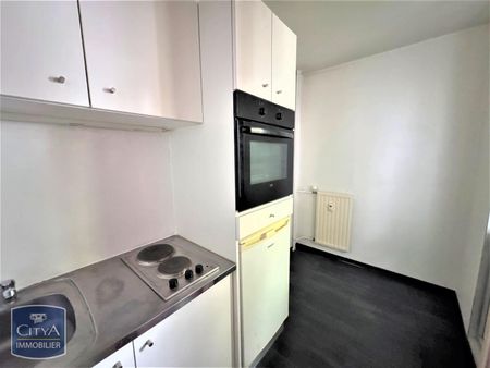 Location Appartement 1 pièce 25m² LILLE 59000 - Photo 2