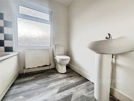 3 bedroom terraced house to rent - Photo 5