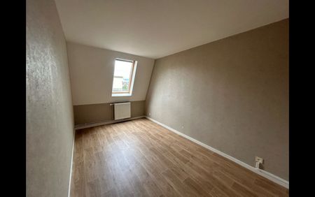 Location Appartement 4 pièces 74 m² La Châtre - Photo 2