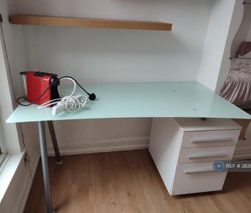 4 bedroom terraced house to rent - Photo 3