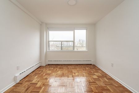 5 Mallory Gdns - Photo 3