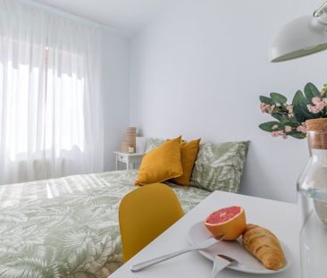 Calle de Castilla, Madrid, Community of Madrid 28039 - Photo 4