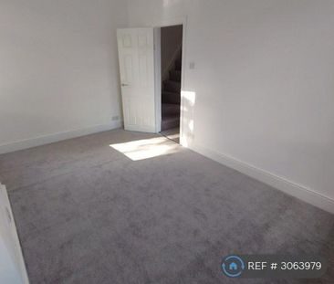 2 bedroom end of terrace house to rent - Photo 6