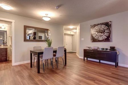 Alberta, 4615 199 Street NW, T6M 1M5, Edmonton - Photo 2