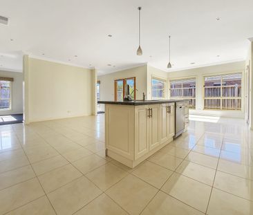 Spacious Family home - Photo 5
