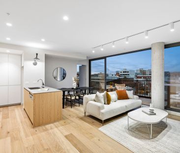 Thinking of selling? Contact our agent - Photo 5