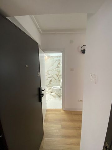 Inchiriere Apartament 2 camere - centru Pitesti - Photo 2