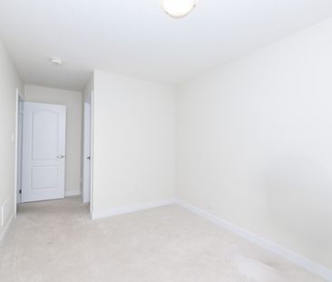 For Lease - 55 Rowlock Street, Welland, Ontario - Photo 5