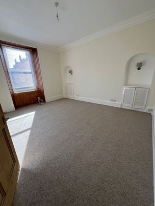 3 Bed Flat, Mentone Avenue, EH1 - Photo 1