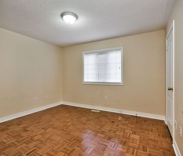 For Lease - 1030 Agram Drive, Oakville, Ontario - Photo 5