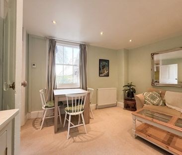 High Street, Prestbury GL52 3AU - Photo 1